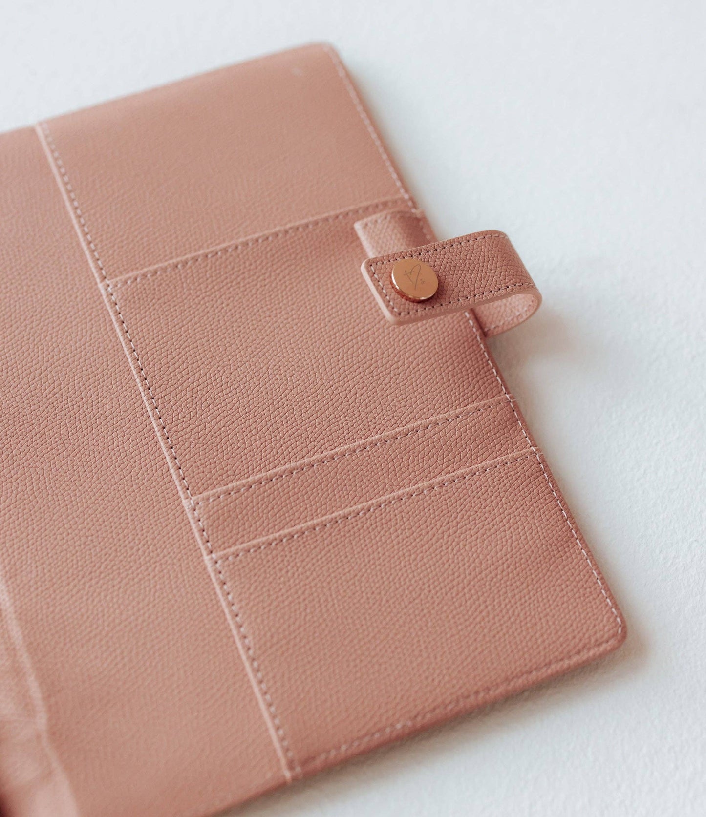 Luxury Ring Binder: Blush Cover
