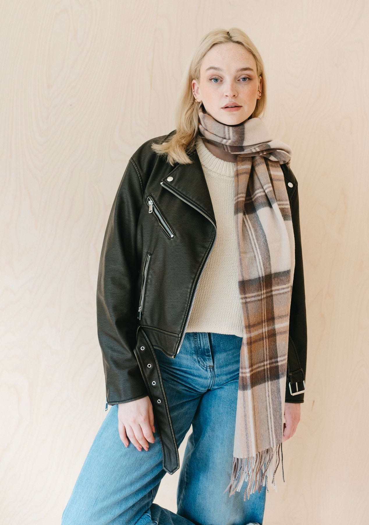 Lambswool Oversized Scarf Stewart Natural Dress Tartan