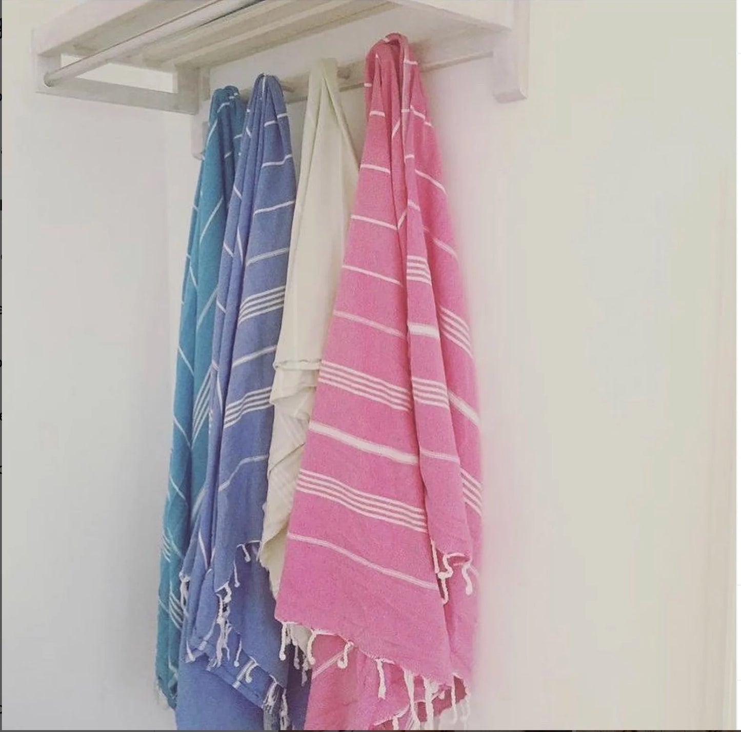 Santorini 100% Cotton Lightweight Hammam Beach Towel in Turquoise