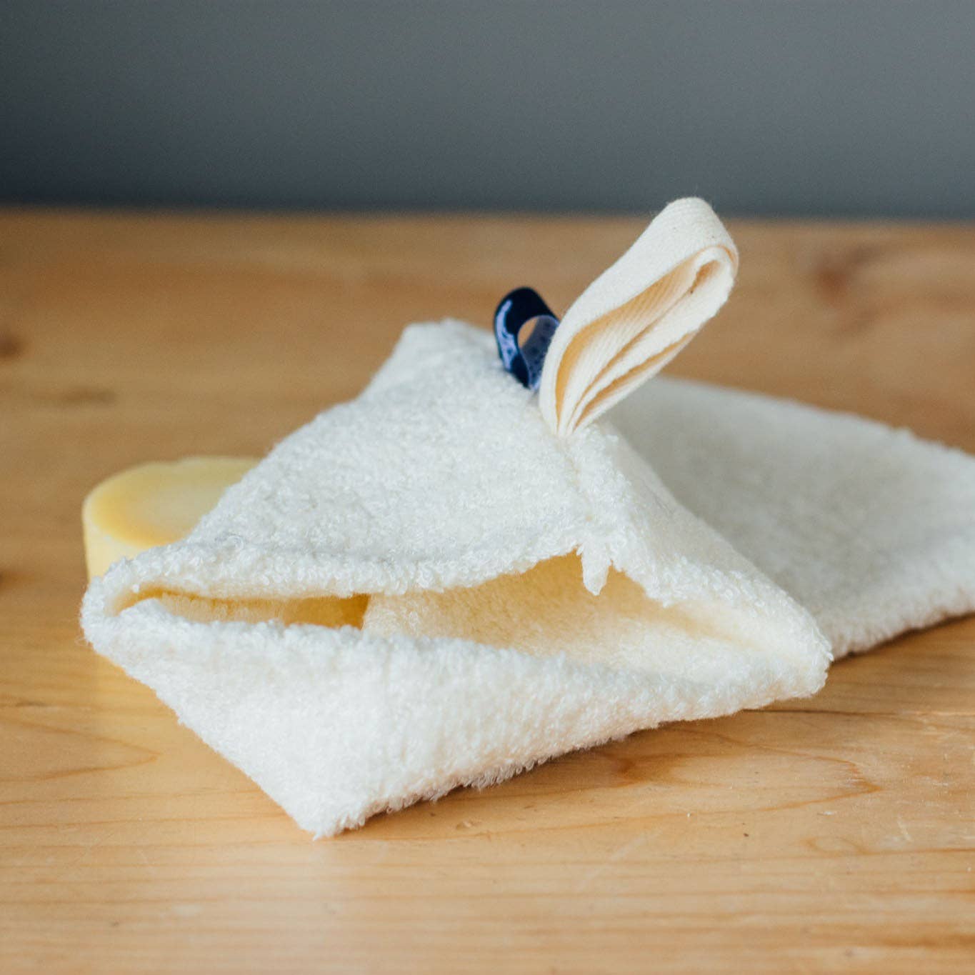 Reusable Bamboo Shower Mitt: Single Shower Mitt
