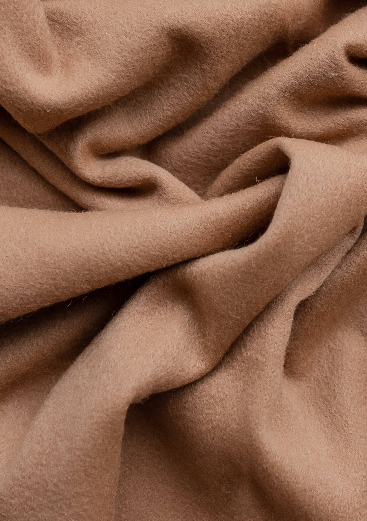 Cashmere Blanket in Camel